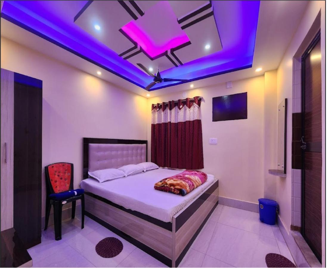 Hotel ilora By WB Inn Tarapith Esterno foto